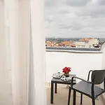 Elm Apart Otel 4*